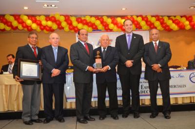 FDC celebra su  38 Aniversario con el Premio Juan Pablo Duarte Comerciante 2012